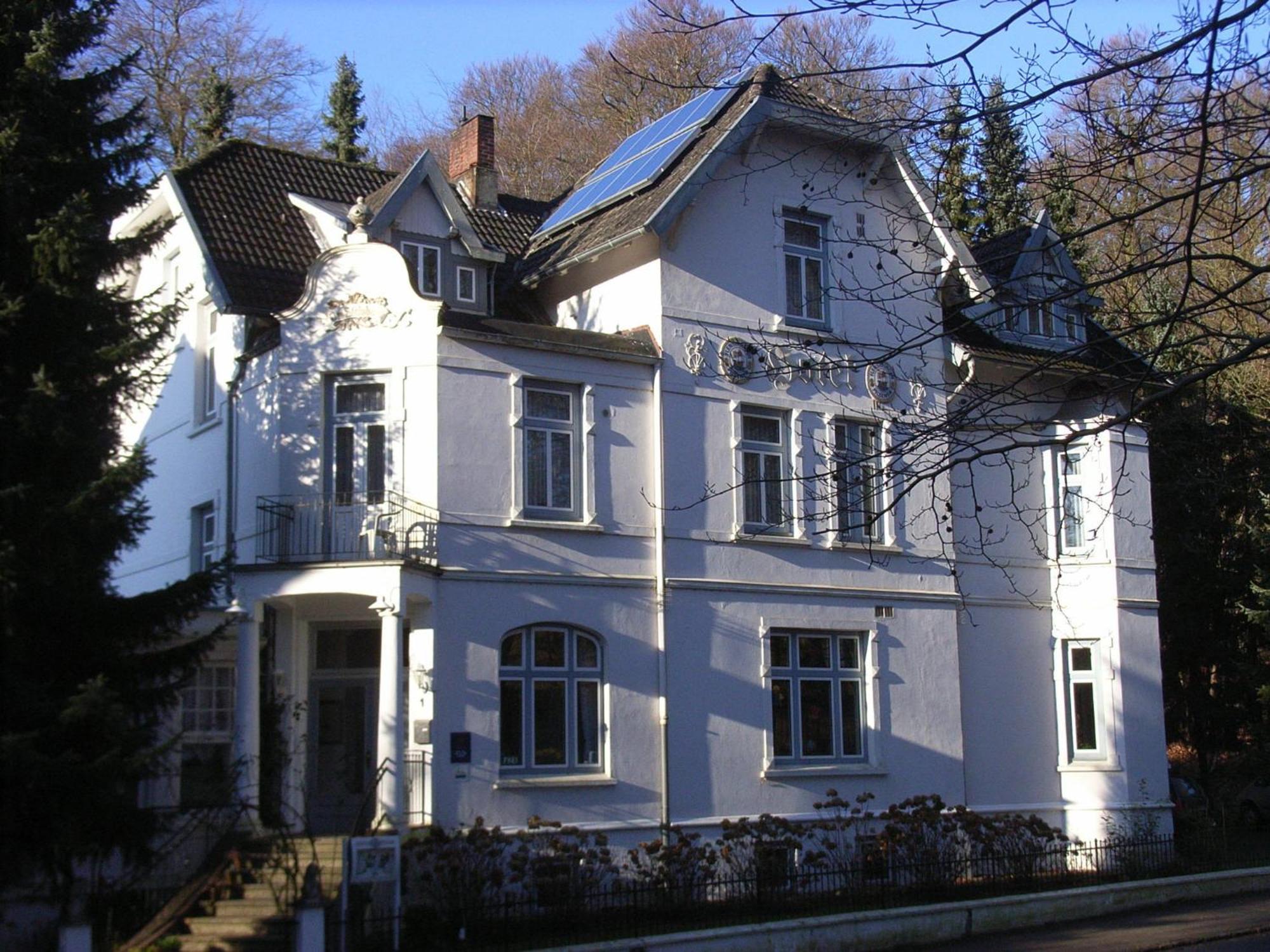 Hotel Villa Im Steinbusch Malente Buitenkant foto